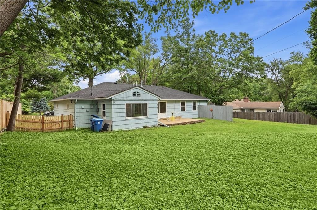7740 Briar Drive — photo 32