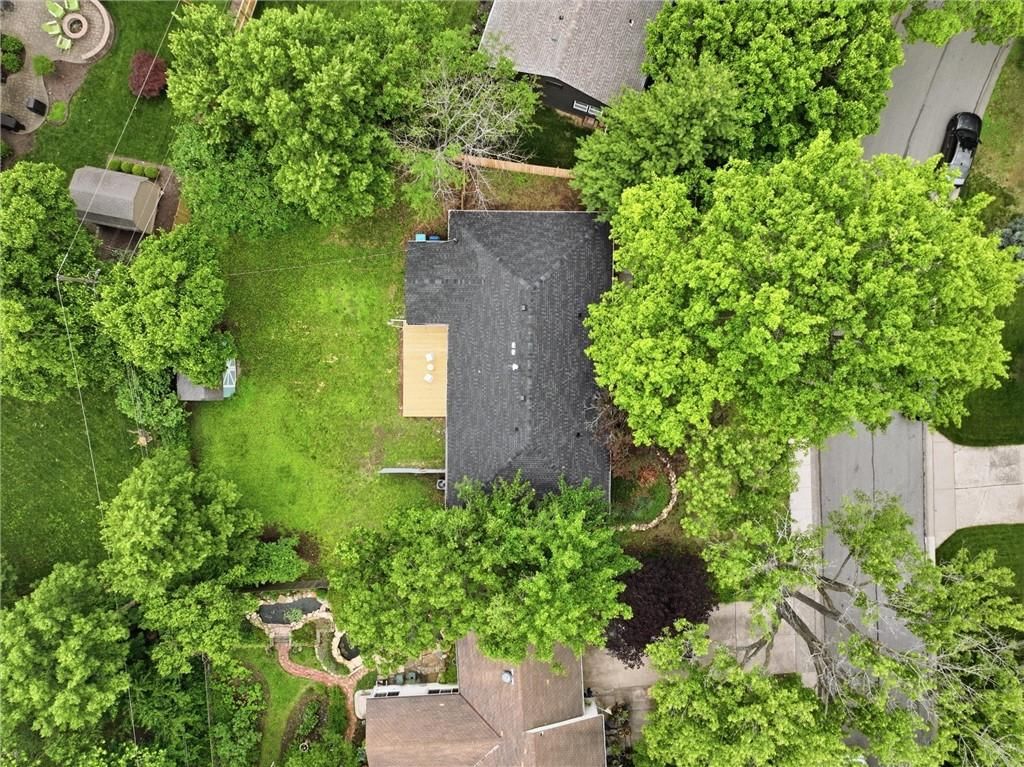 7740 Briar Drive — photo 37