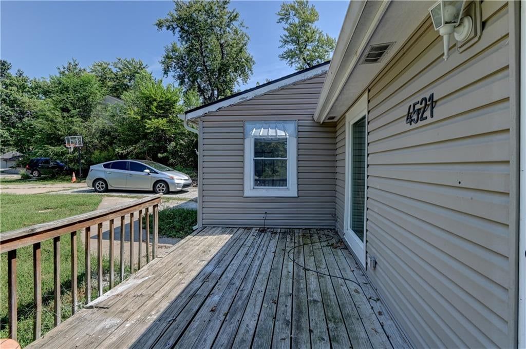 4521 NE 45th Street — photo 31