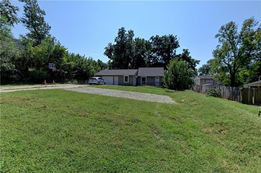 4521 NE 45th Street — photo 34