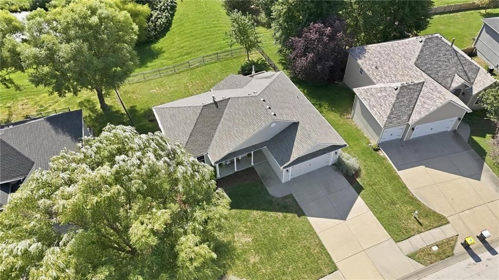 1109 NW 92nd Street — photo 14