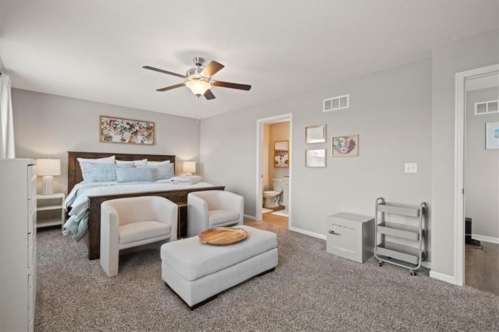 Photo 18 of 32 - 9107 SW 2nd Street, Blue Springs, MO 64064