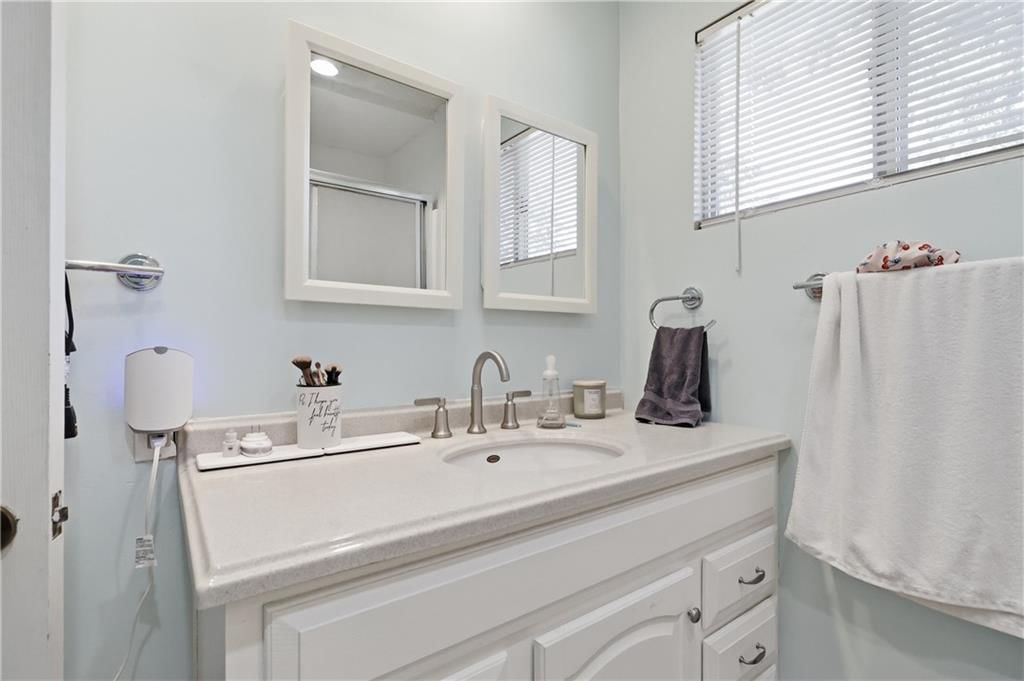 5914 N Park Avenue — photo 22