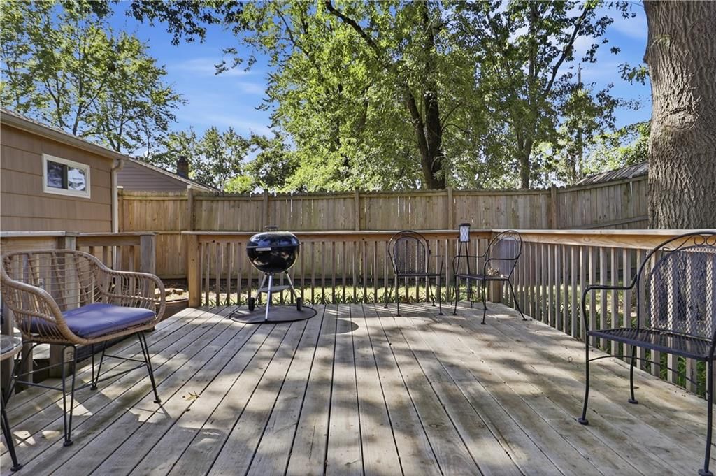 5914 N Park Avenue — photo 25