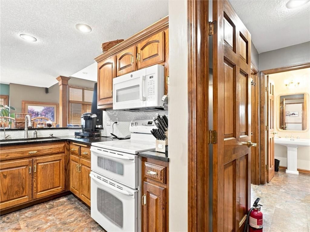 14014 Zachery Drive — photo 24