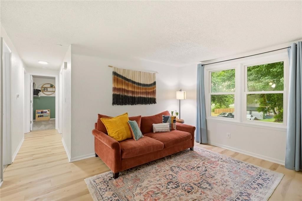 10728 N Walnut Street — photo 8