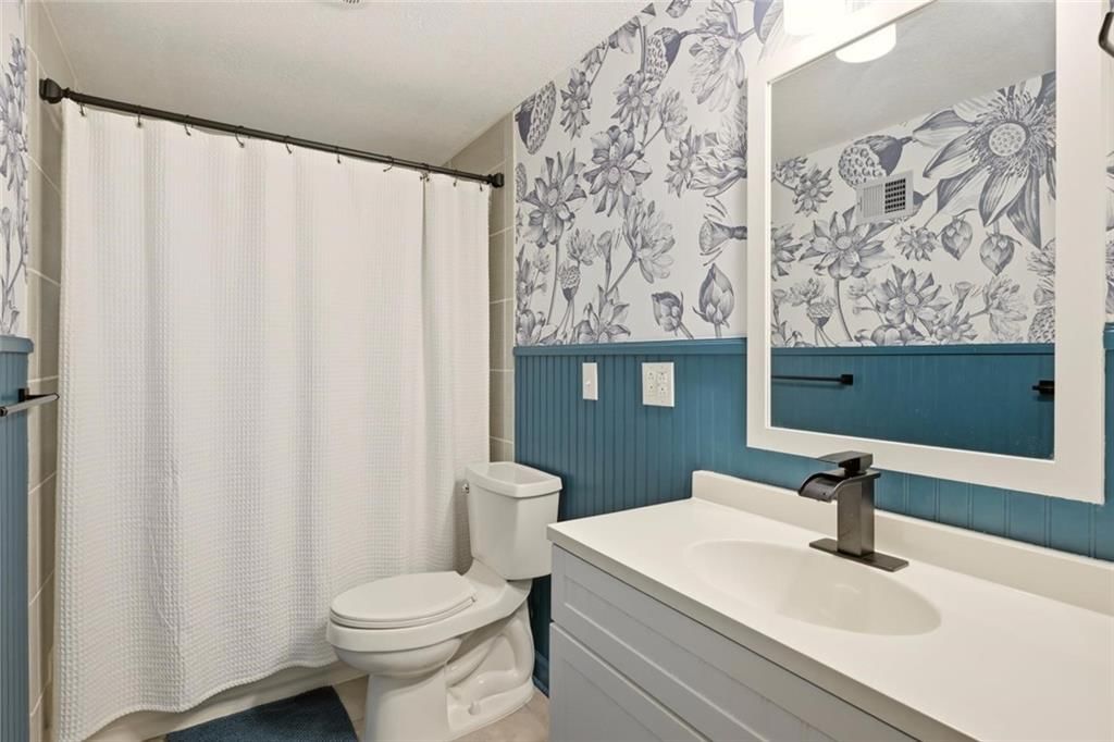 10728 N Walnut Street — photo 14