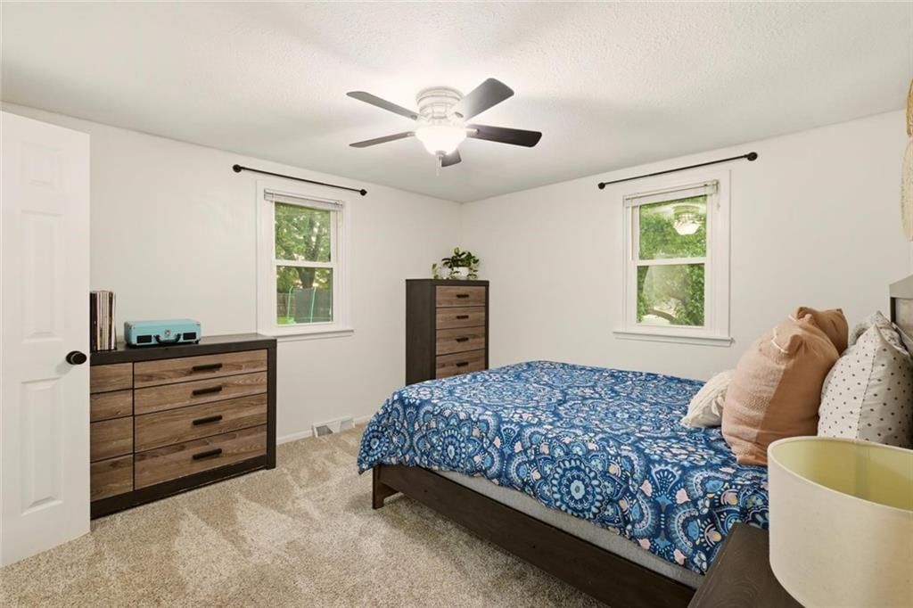 10728 N Walnut Street — photo 15