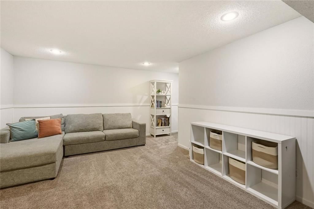 10728 N Walnut Street — photo 22