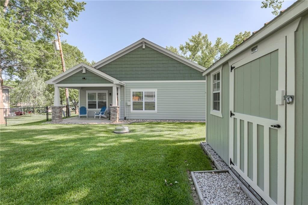10802 NW 75 Street — photo 37