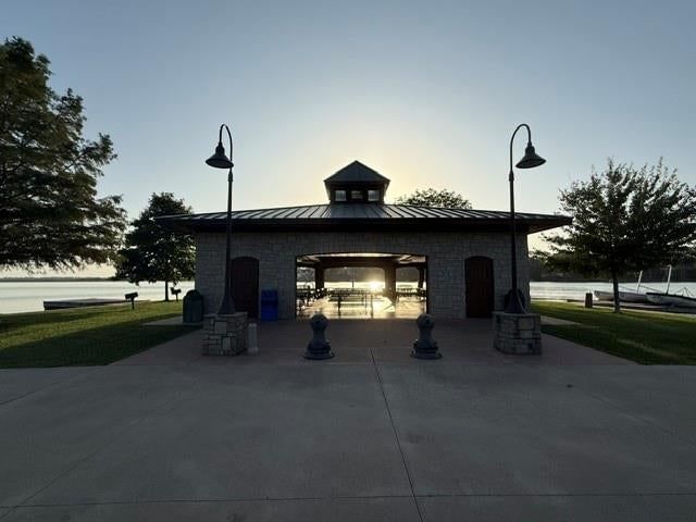Photo 57 of 59 - 10802 NW 75th Street, Weatherby Lake, MO 64152