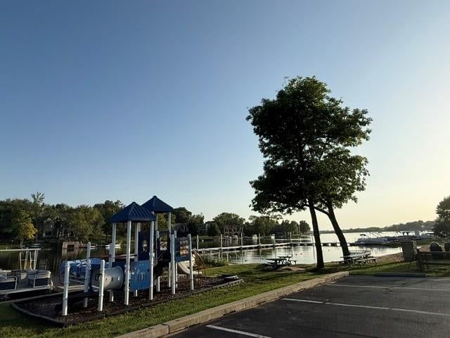 Photo 59 of 59 - 10802 NW 75th Street, Weatherby Lake, MO 64152