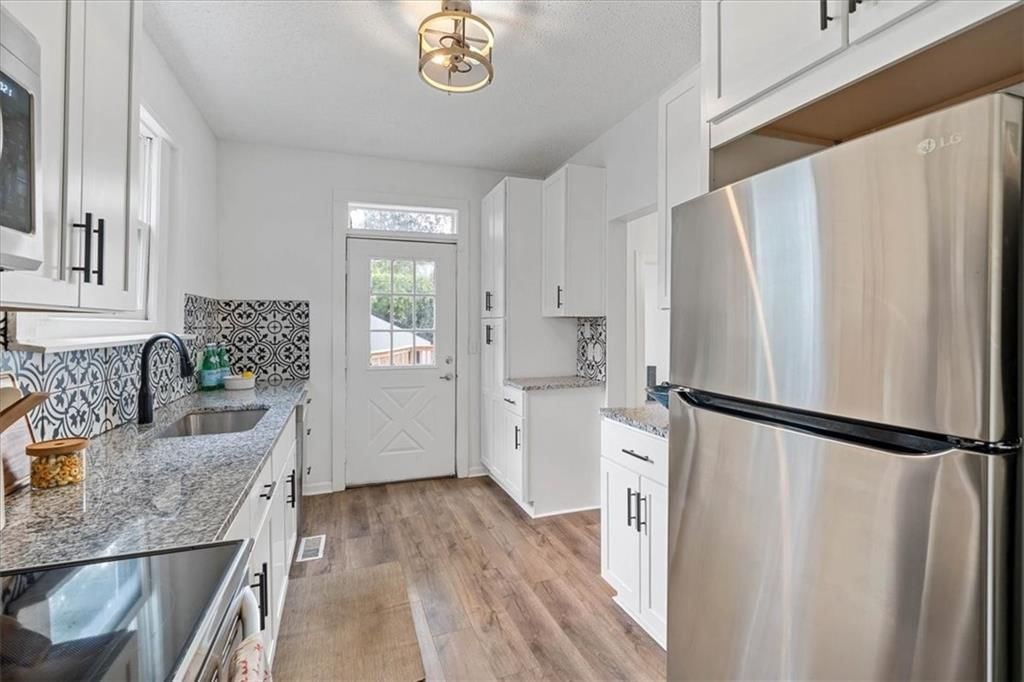 7415 Main Street — photo 16