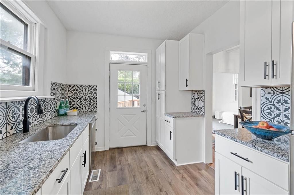 7415 Main Street — photo 17