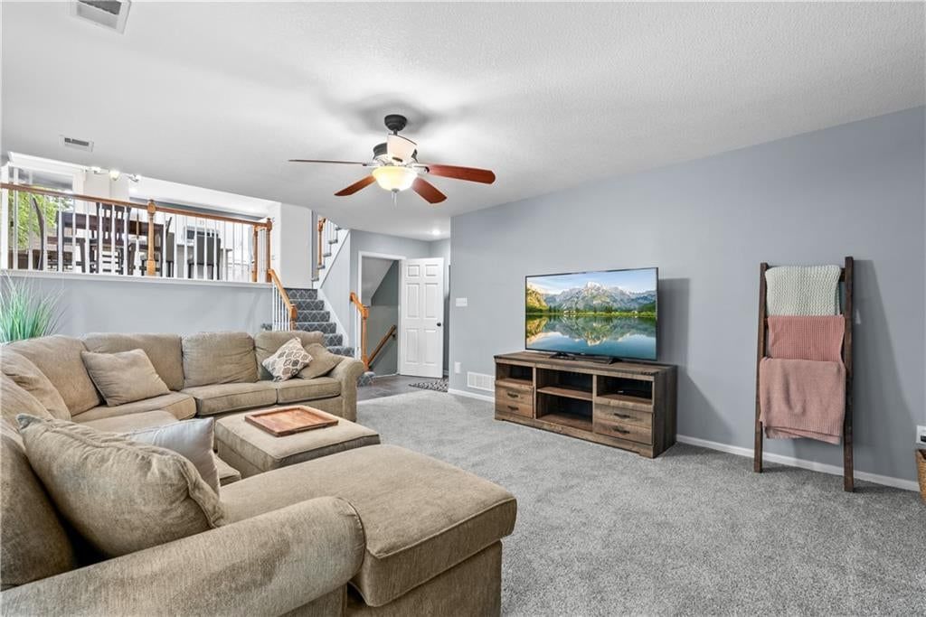 1517 NE Deer Court — photo 14