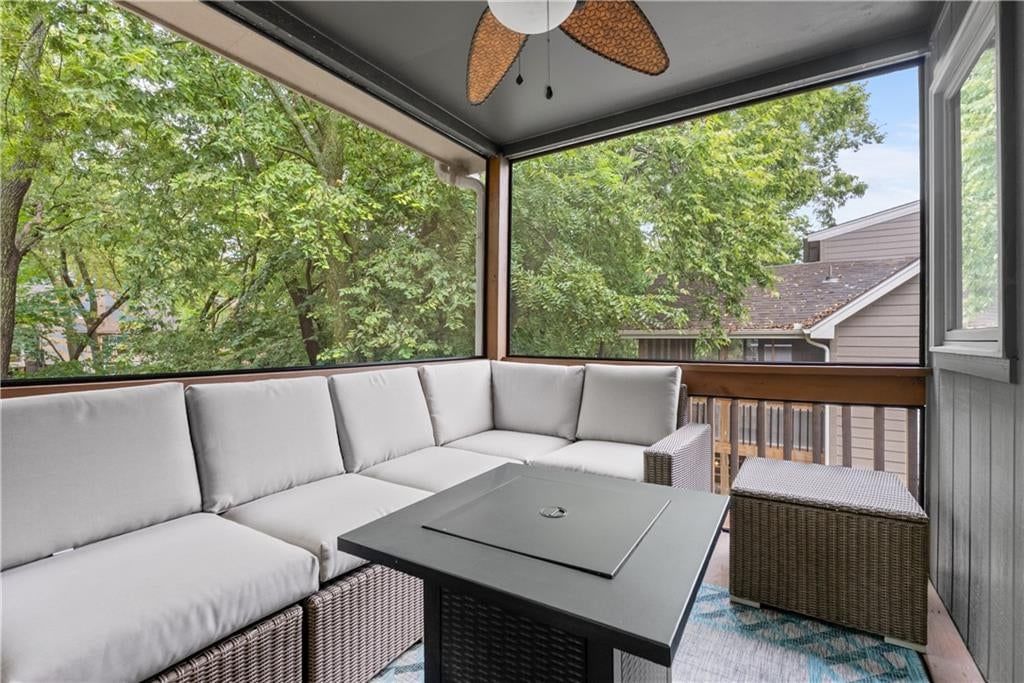 1517 NE Deer Court — photo 27