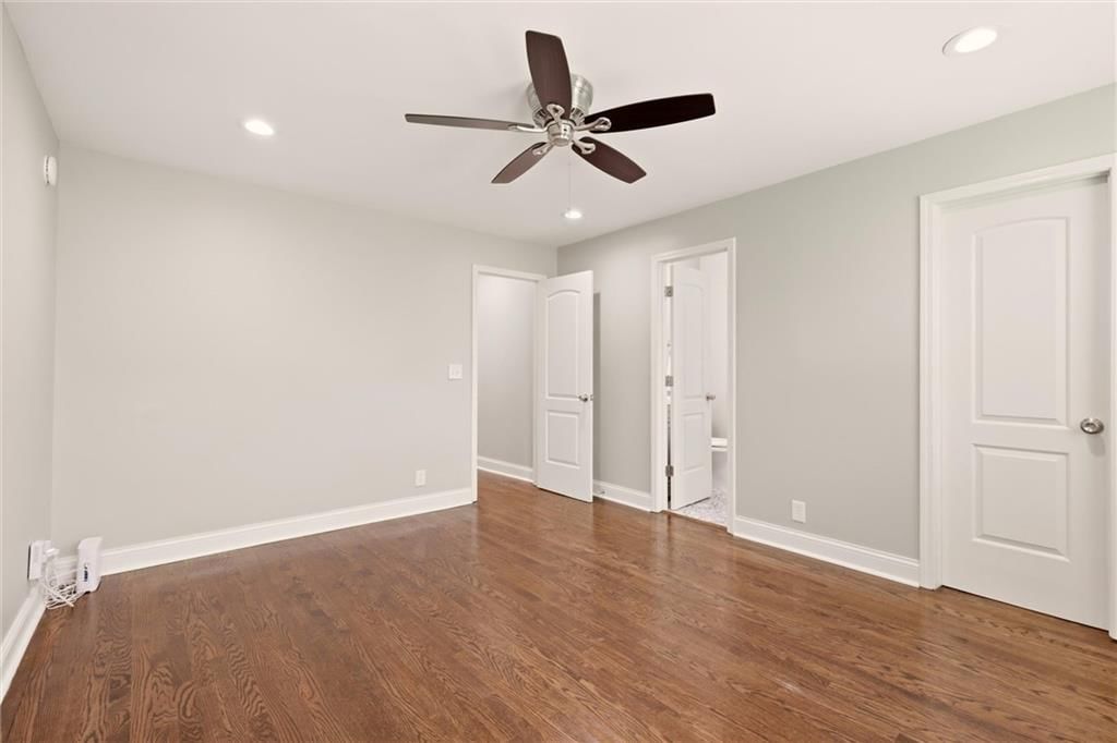 5615 Charlotte Street — photo 24