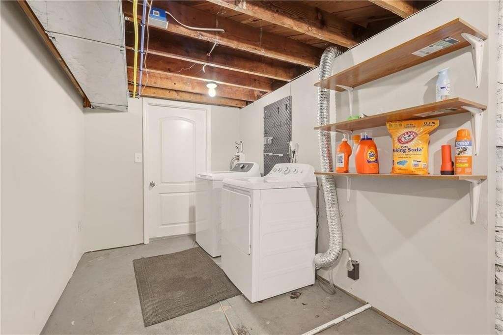 5615 Charlotte Street — photo 27