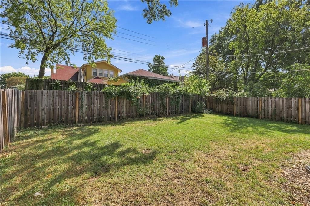 5615 Charlotte Street — photo 31