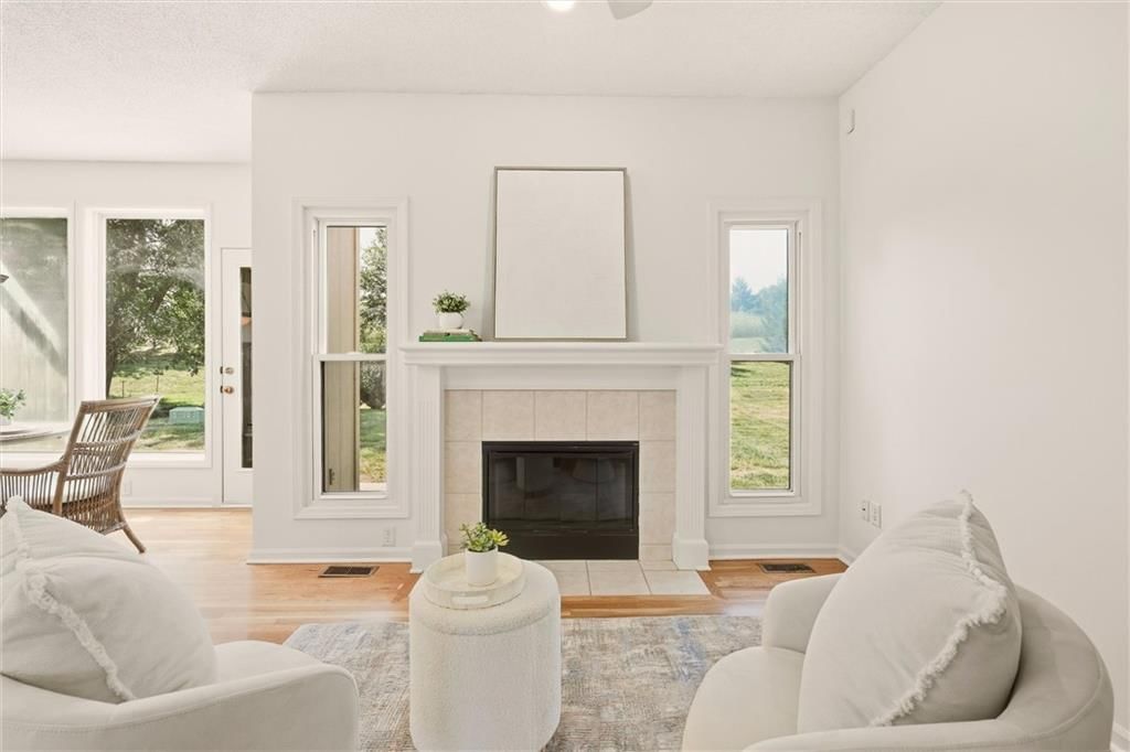 15214 S Albervan Street — photo 9