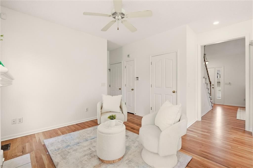 15214 S Albervan Street — photo 13