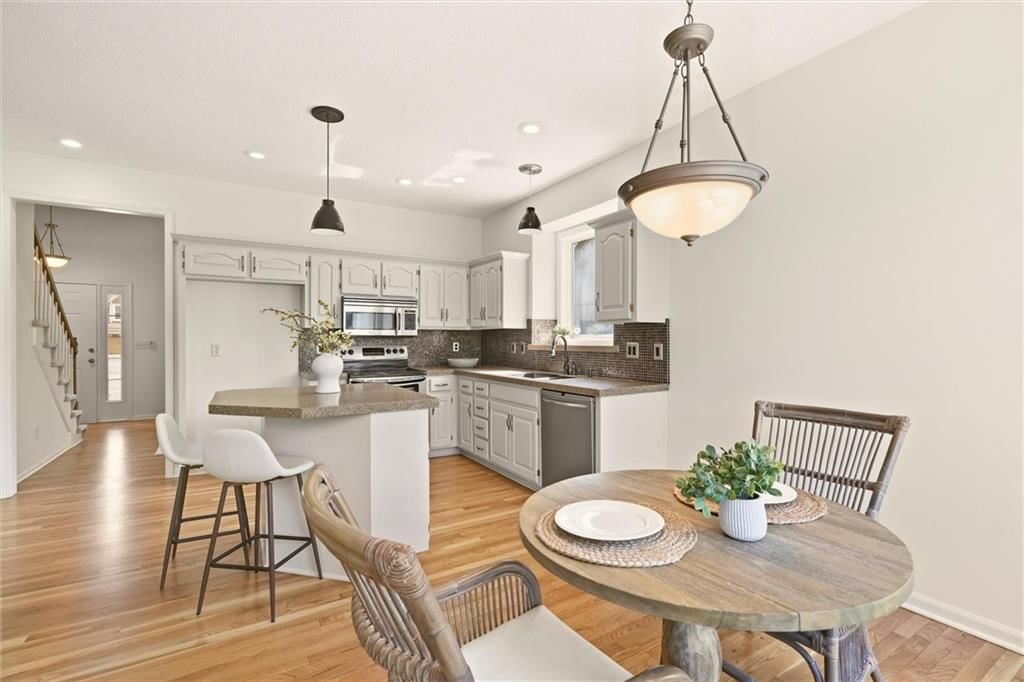 15214 S Albervan Street — photo 15