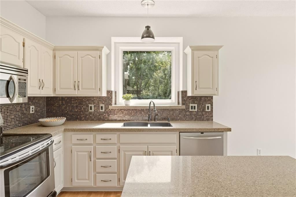 15214 S Albervan Street — photo 18