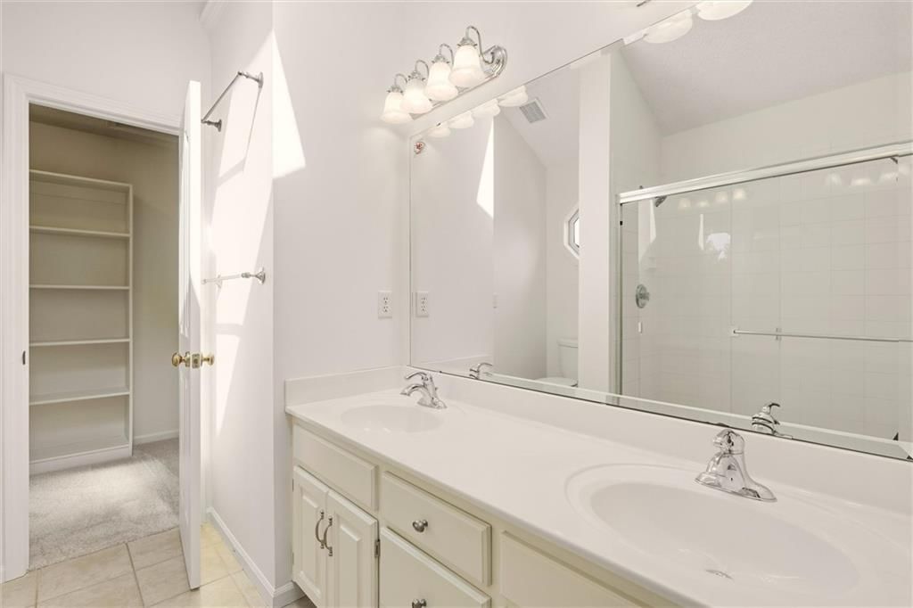 15214 S Albervan Street — photo 22
