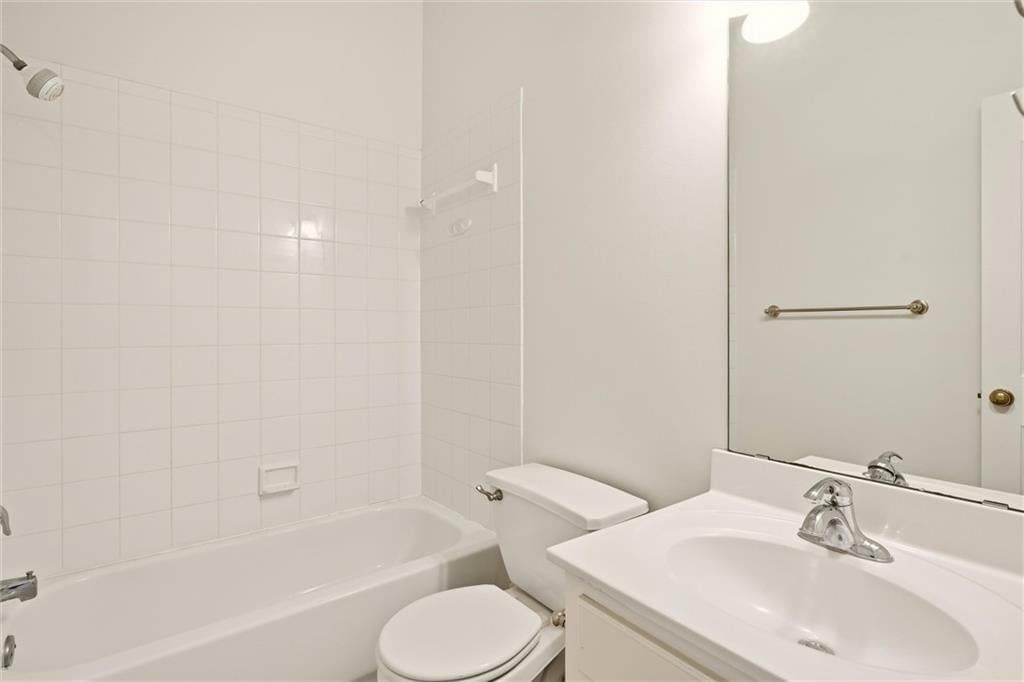 15214 S Albervan Street — photo 25
