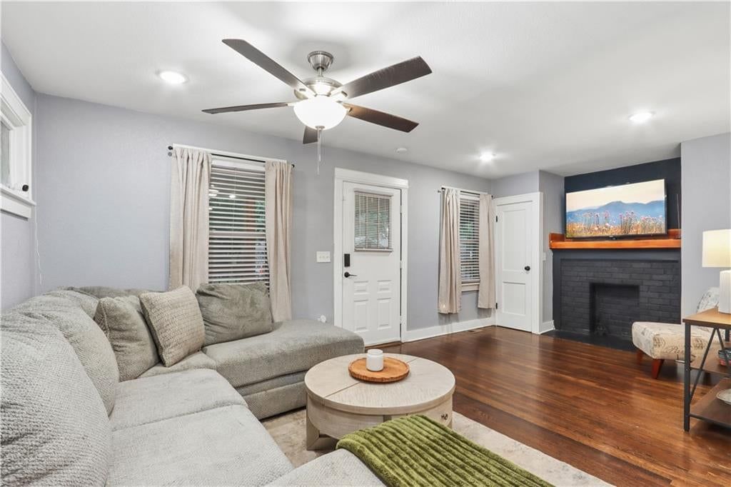5714 Brooklyn Avenue, Kansas City, MO: listing photo 3