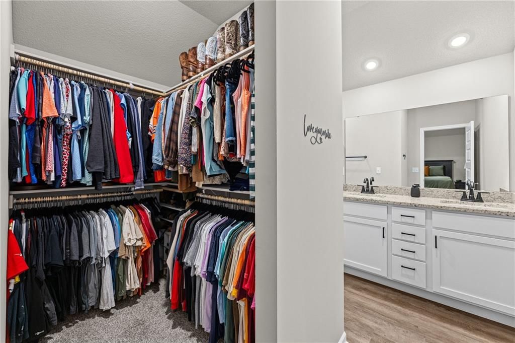 644 N Pear Street — photo 25