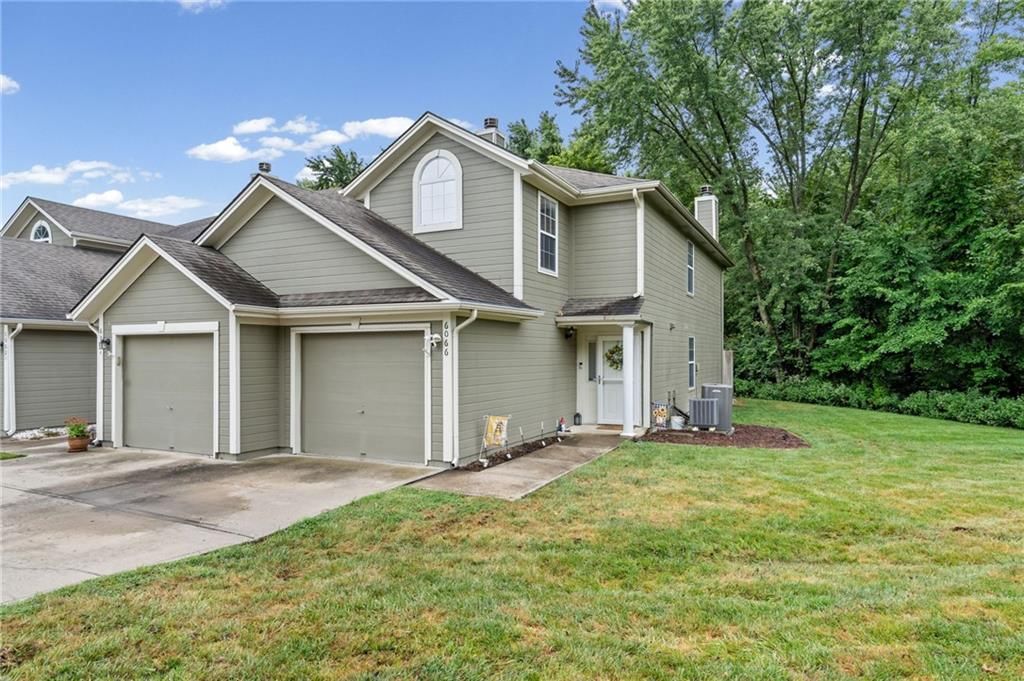 6066 NE Moonstone Drive — photo 3