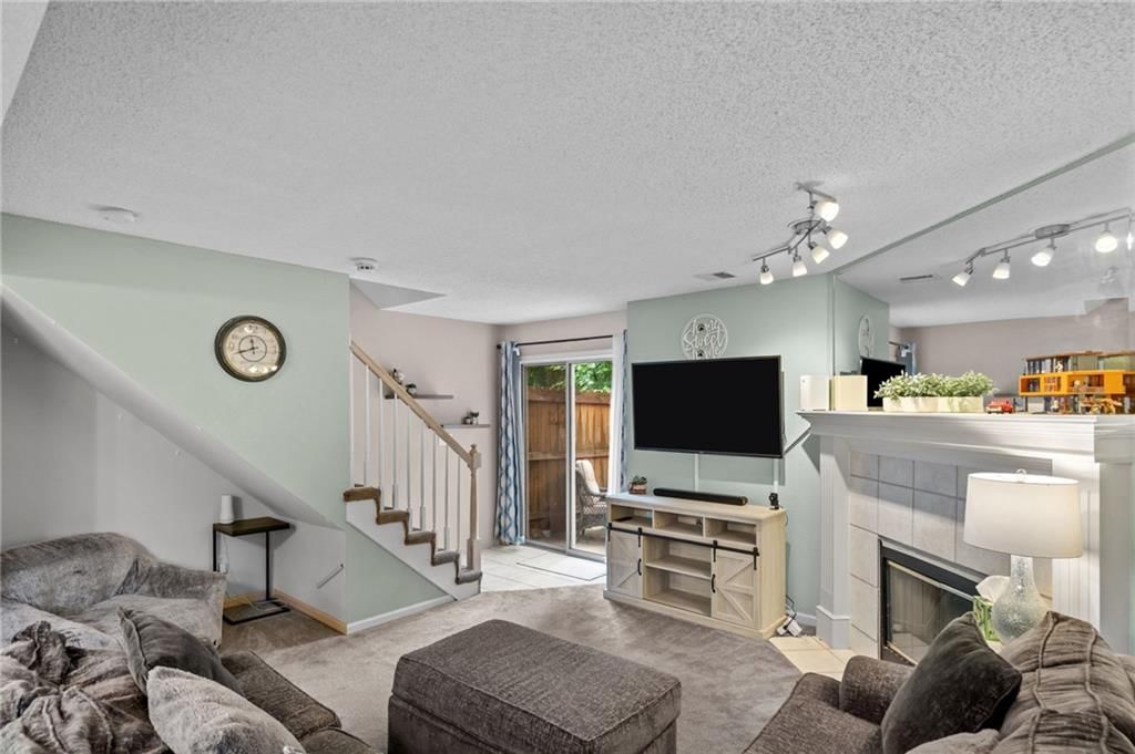 6066 NE Moonstone Drive — photo 7