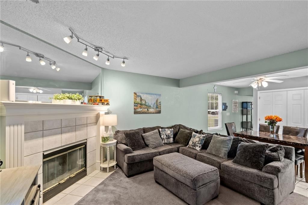 6066 NE Moonstone Drive — photo 9