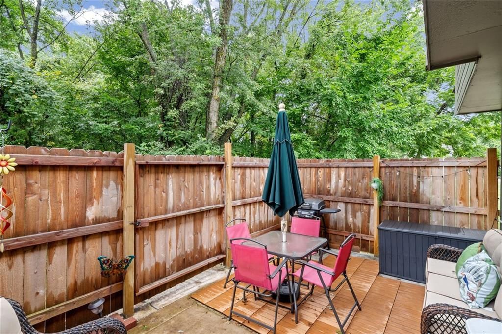6066 NE Moonstone Drive — photo 28