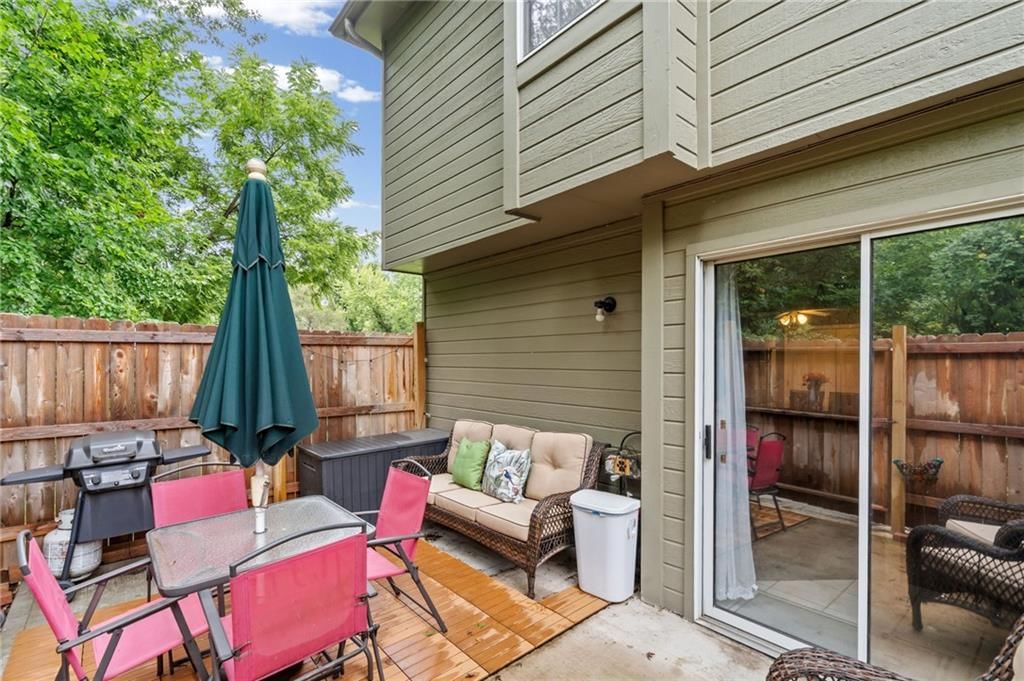 6066 NE Moonstone Drive — photo 29