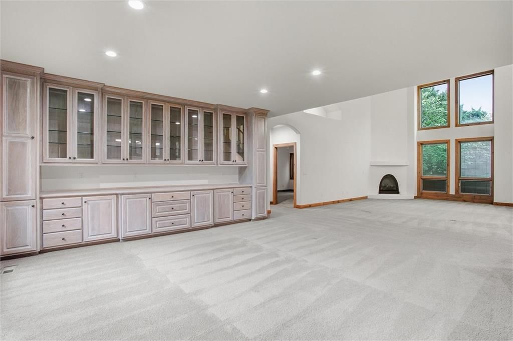 5630 Legler Street — photo 8