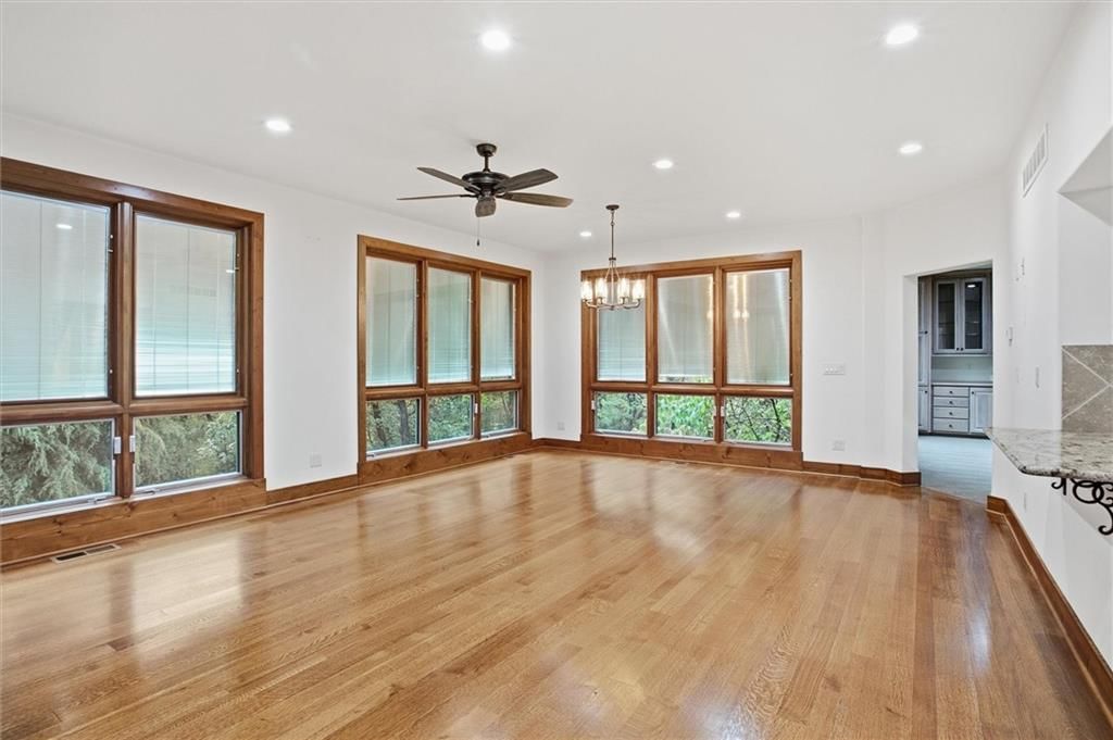 5630 Legler Street — photo 11