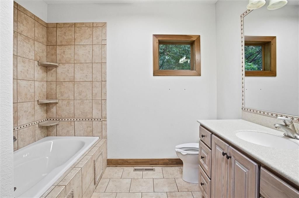 5630 Legler Street — photo 27