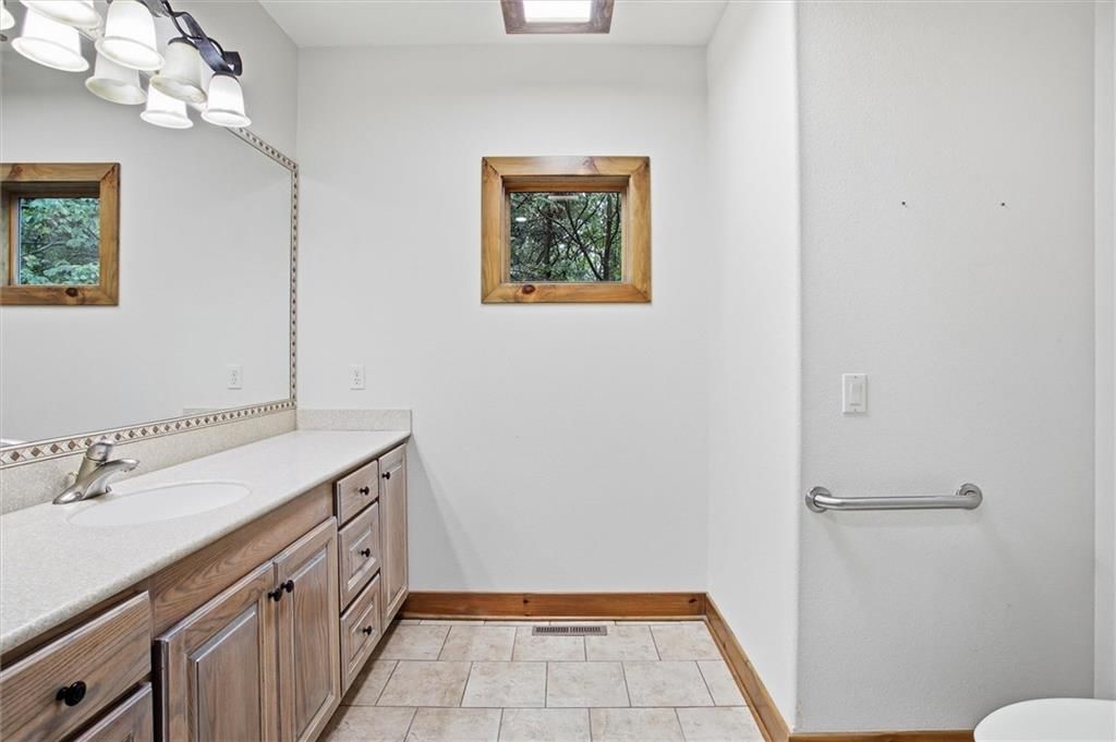 5630 Legler Street — photo 29