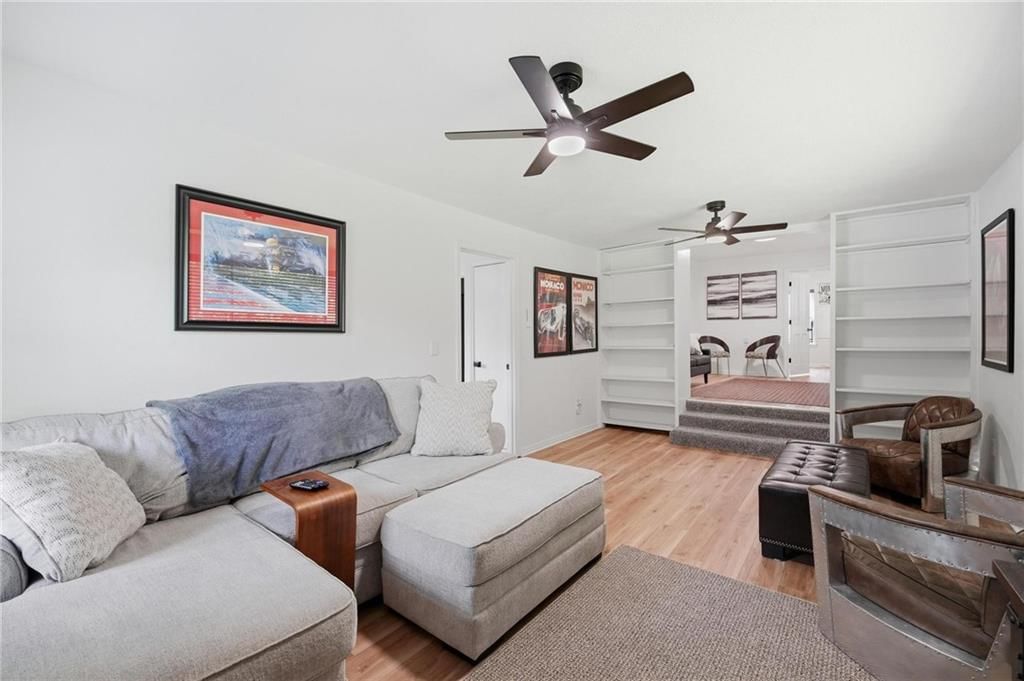 2915 S Slaughter Road — photo 10