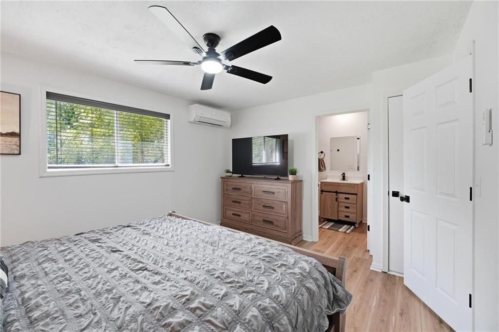 2915 S Slaughter Road — photo 15