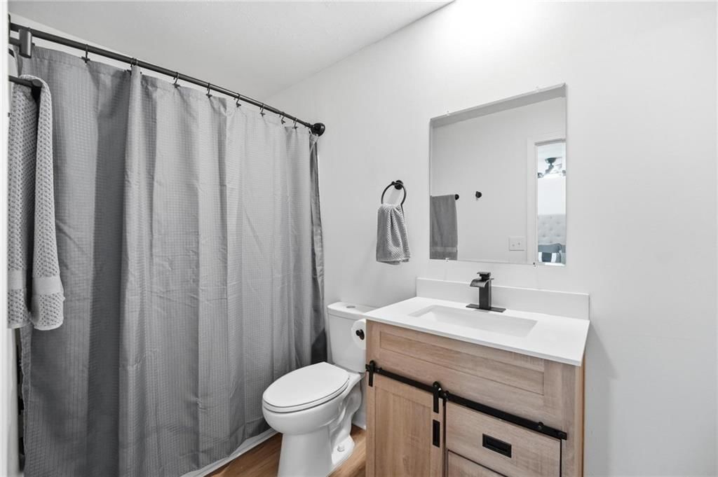 2915 S Slaughter Road — photo 20
