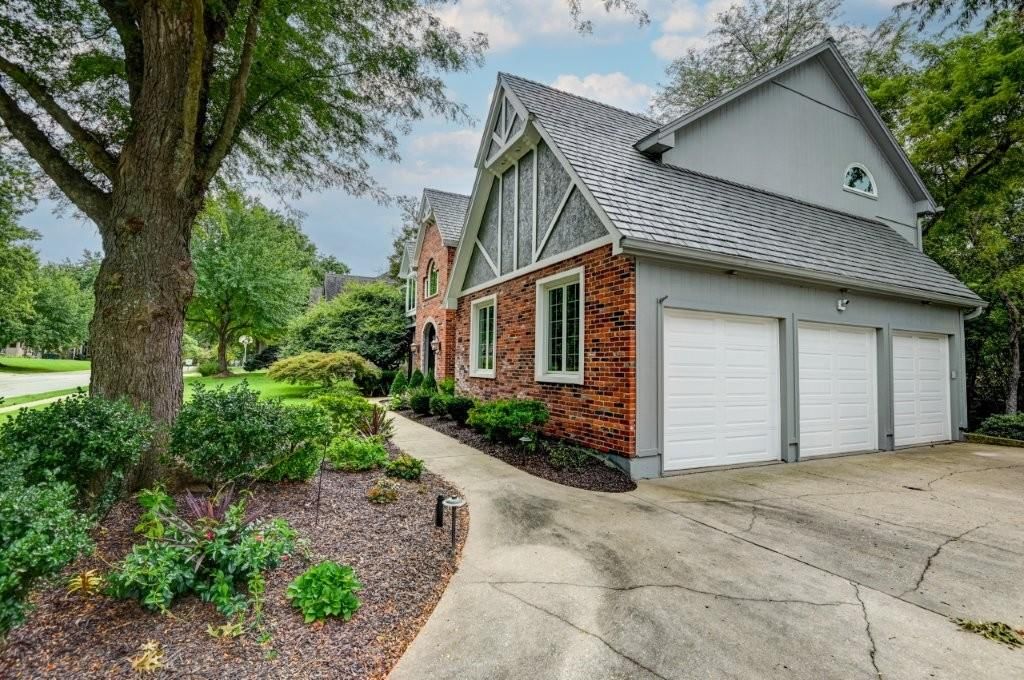 1905 NW Indian Hills Drive — photo 6