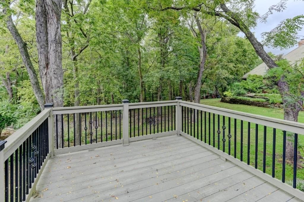 1905 NW Indian Hills Drive — photo 9