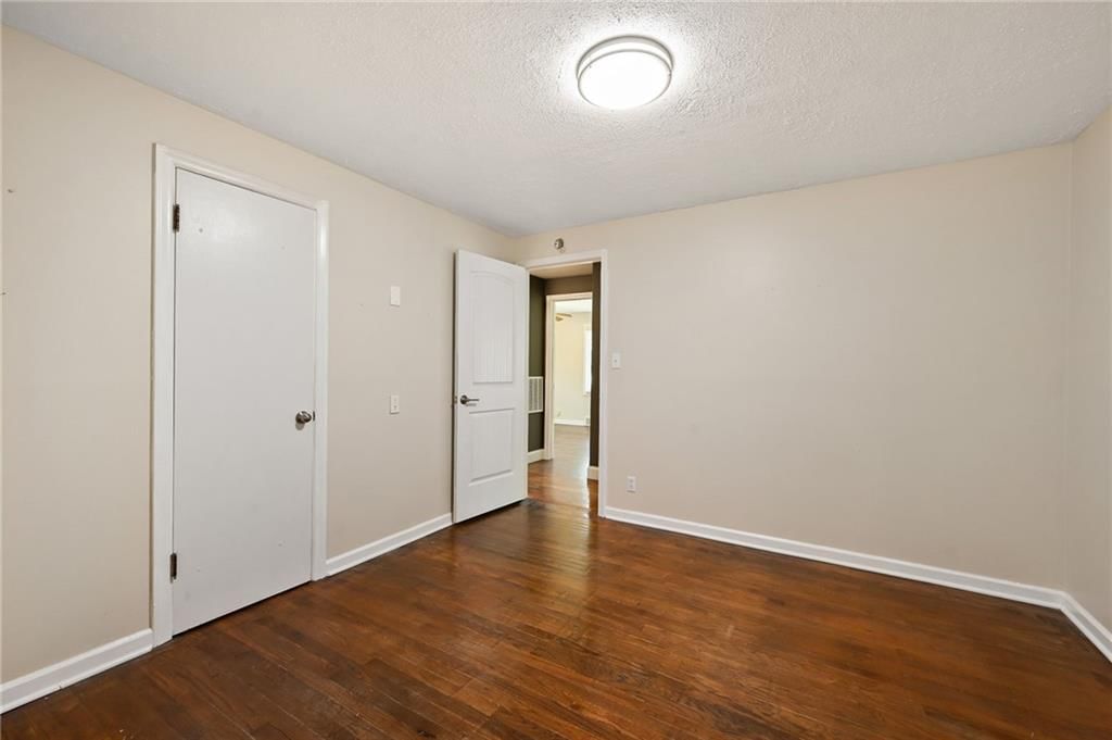 7001 W 68th Street — photo 17