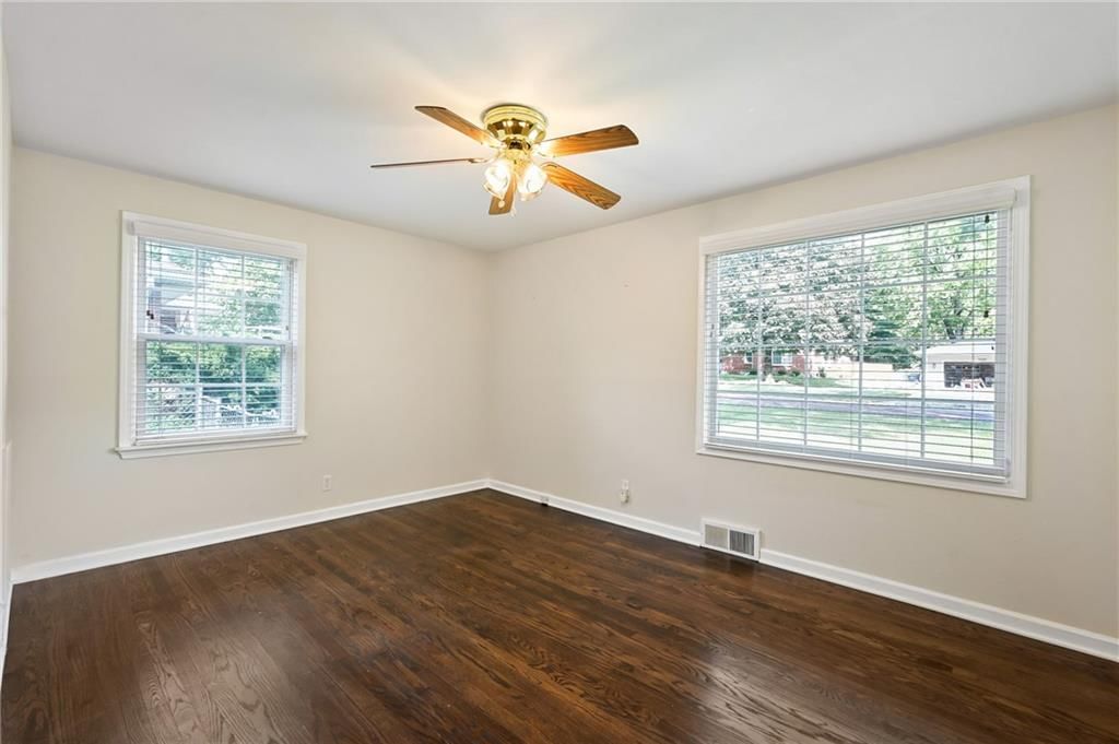 7001 W 68th Street — photo 19
