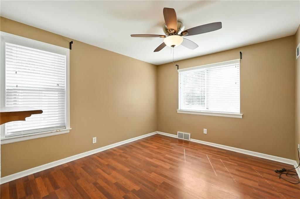 7001 W 68th Street — photo 21