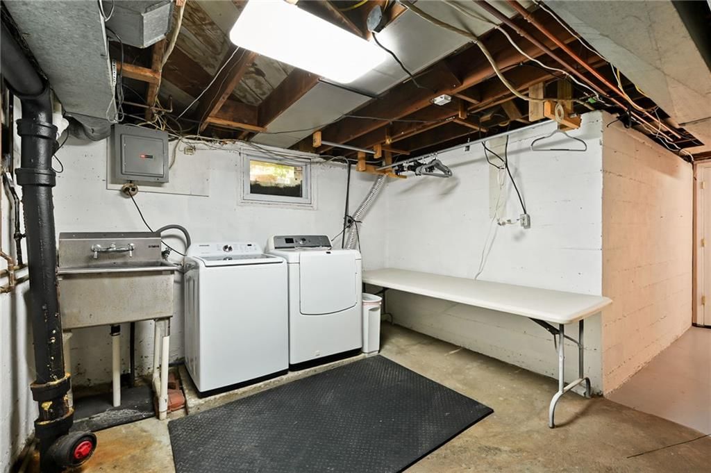 7001 W 68th Street — photo 26