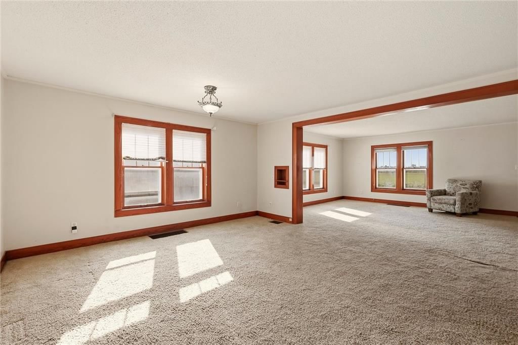 219 W 4th Street — photo 10